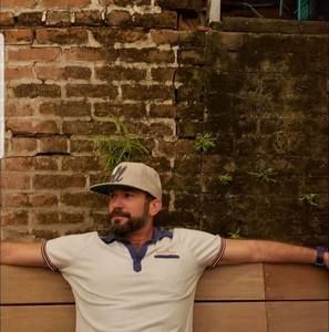 Meet your Posher, Jason